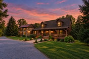 The Royal Cabin | Private Getaway w/ Hot Tub