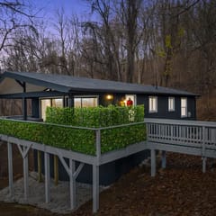 The Honeymoon Cabin | Private Retreat w/ hot tub