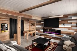 Delicious Cabin • Wine Country Retreat w/ Hot Tub - Image 3