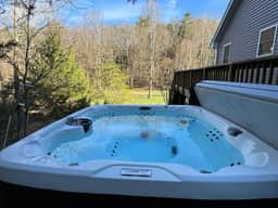 The Haven at Turkey Run • Hot Tub, Fire Pit, Games - Image 5