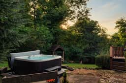 Skyland Hideaway | Mountain Cabin w/ Hot Tub - Image 3