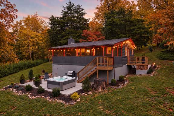 The Juniper Cabin | Cozy Hideaway w/ Hot Tub - Image 1