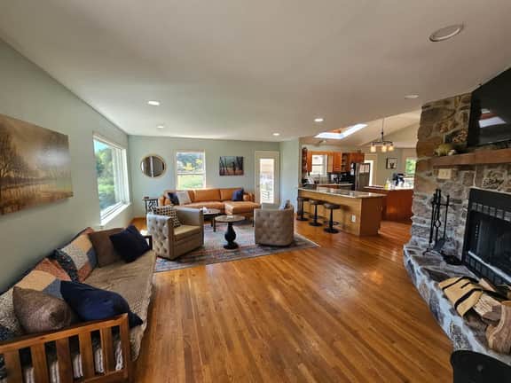 Ridgeview Retreat | Views, Pets & Game Barn - Image 2