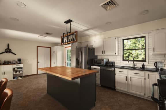 Skyward Shenandoah | Near Vineyards + Skyline Dr - Image 5