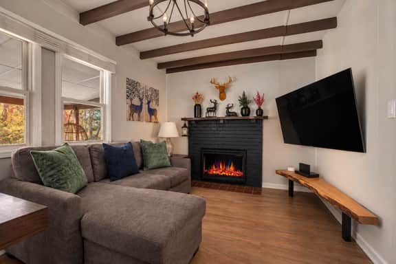 The Juniper Cabin | Cozy Hideaway w/ Hot Tub - Image 3