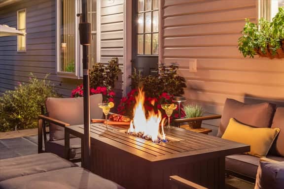 Zen Valley Lodge | Fire Pit, Hammocks + Game Room - Image 3